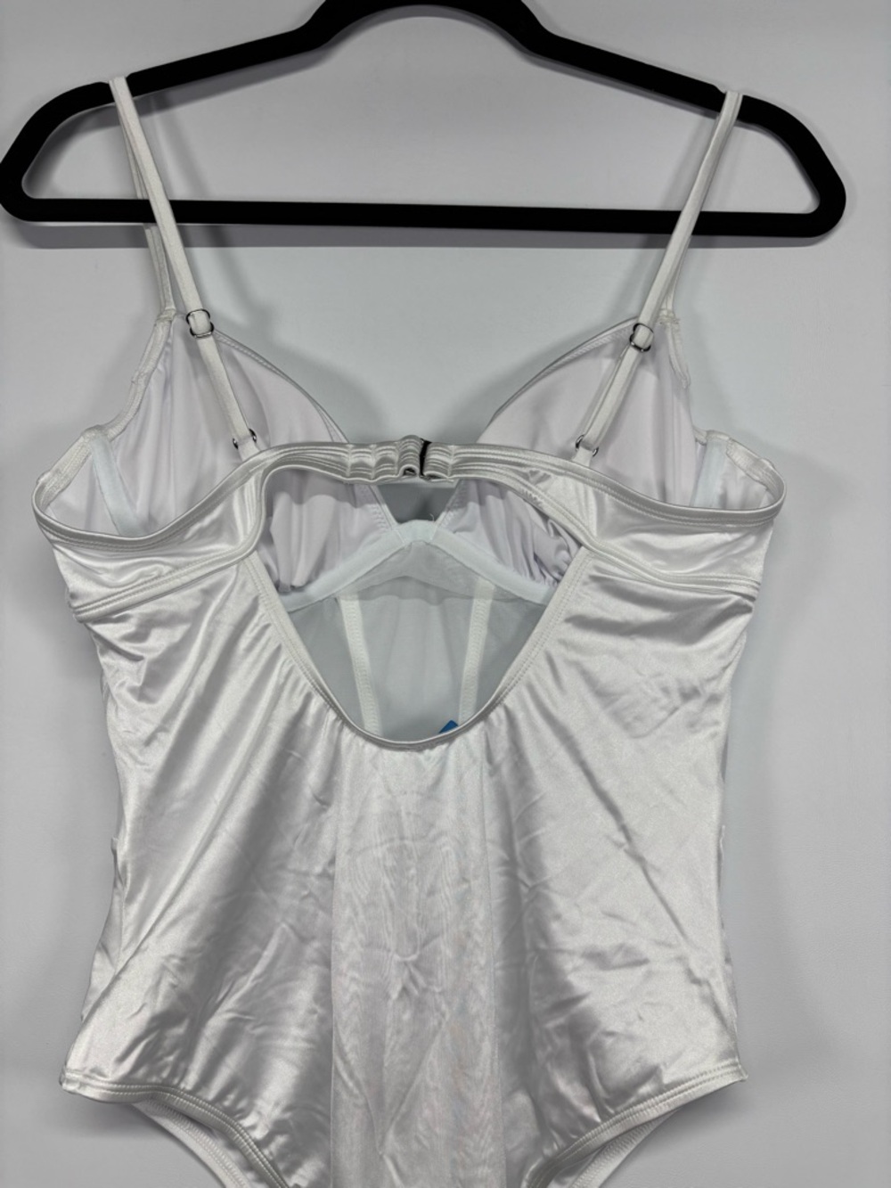 ✨Cupshe Beach Goddess Corset Underwire One-Piece Swimsuit Size M-NWT 🏷️ - Picture 7 of 12